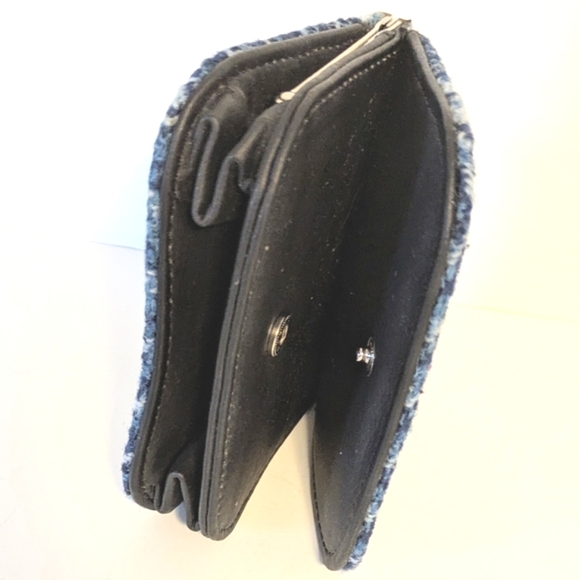 Harris Tweed Houndstooth Handwoven Coin Purse – Classic Style - Picture 4 of 8